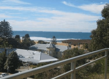 Avoca Palms Resort Apartments - eAccommodation