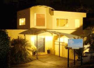 Azura Beach House BB - eAccommodation