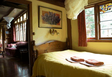 Nimbin Holiday Accommodation  Guest House - eAccommodation