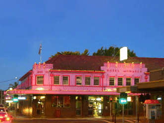 Monarch Motel Hotel - eAccommodation