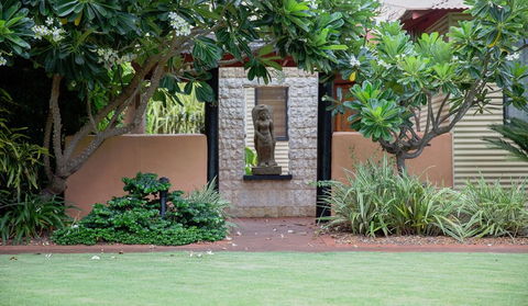Bali Hai Resort - eAccommodation 3