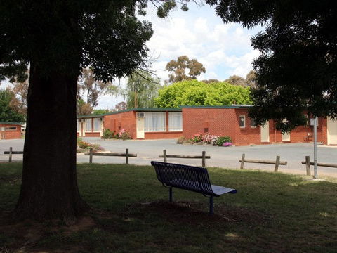Canberra Carotel Motel - eAccommodation 3