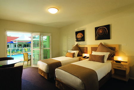 Oaks Pacific Blue Resort - eAccommodation 2
