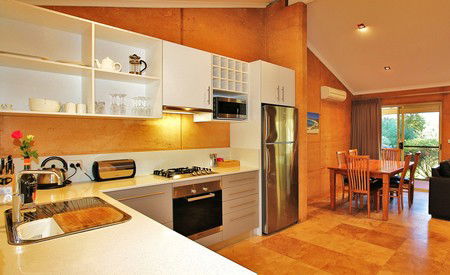 Willy Bay Resort - eAccommodation 0