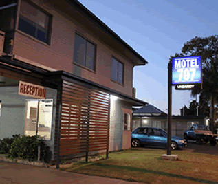 Motel 707 - eAccommodation