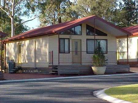 Sydney Getaway Holiday Park & Avina Van Village - eAccommodation 0