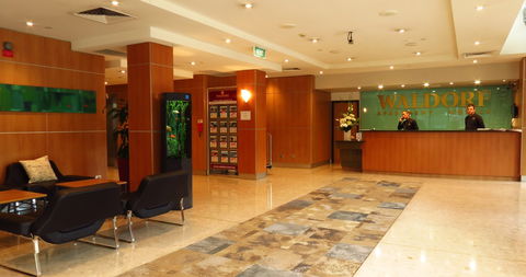 Waldorf Apartment Hotel - eAccommodation 4