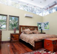 Moonshadow Villas - eAccommodation