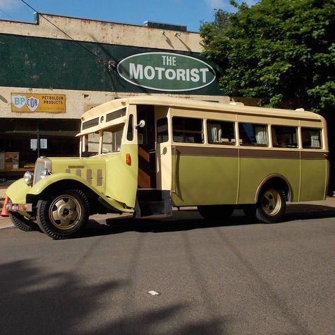 Vintage Fun Hire Cars - eAccommodation 3