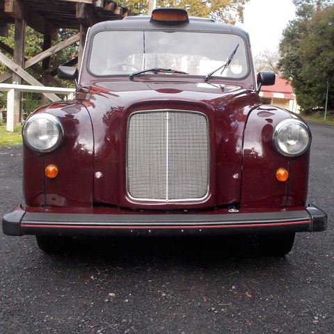 Vintage Fun Hire Cars - eAccommodation 5