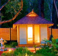 Japanese Mountain Retreat - eAccommodation