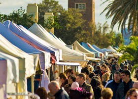 St Kilda Esplanade Market - eAccommodation 0