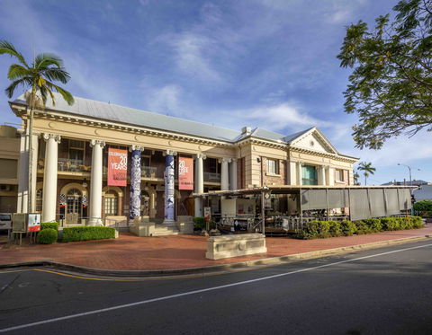 Cairns Regional Gallery - eAccommodation 8