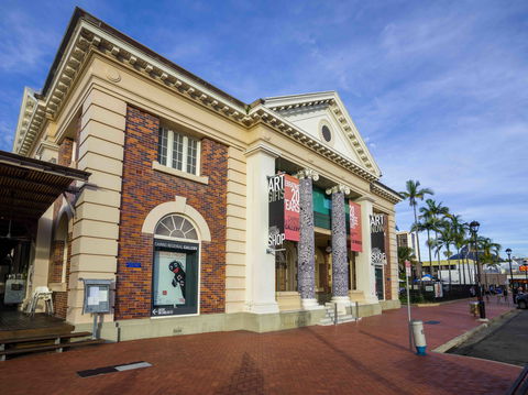 Cairns Regional Gallery - eAccommodation 9