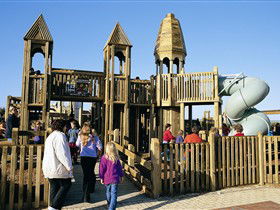 Jubilee Park Adventure Playground - eAccommodation 0