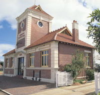Merredin Town Hall - eAccommodation