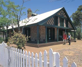 Warden Finnerty's House - eAccommodation 0