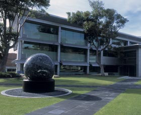 Centenary Gardens - eAccommodation 0