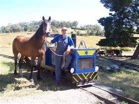Platform 1 Heritage Farm Railway - eAccommodation 0