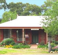 Stacey Studio Gallery  Almond Grove BB - eAccommodation