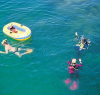 Port Noarlunga Beach and Jetty - eAccommodation
