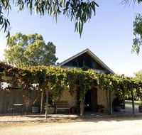 Lake Breeze Wines - eAccommodation