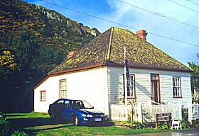 Joe Lyons Cottage - eAccommodation 0