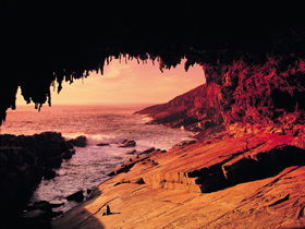 Admirals Arch - eAccommodation 0