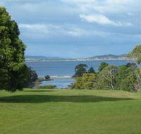 Kingston Beach Golf Club - eAccommodation