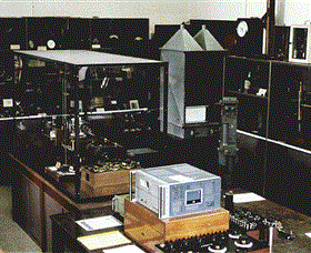 UQ Physics Museum - eAccommodation