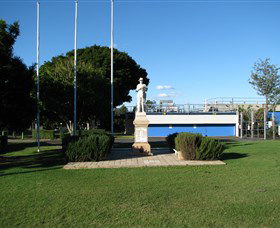 Oxley War Memorial - eAccommodation 0