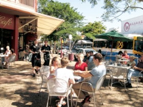 Greenslopes QLD eAccommodation