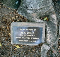 Eumundi War Memorial - eAccommodation