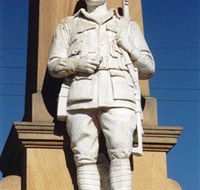 Beaudesert War Memorial - eAccommodation