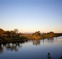 Lake Wivenhoe - eAccommodation