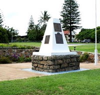 Dunwich War Memorial - eAccommodation