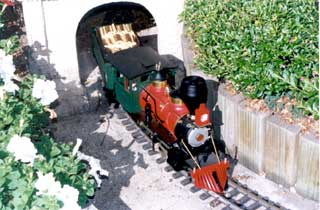 M & K Model Railways - eAccommodation 0