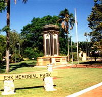 Esk War Memorial and Esk Memorial Park - eAccommodation