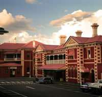 Historic Walk Through Mort Estate - eAccommodation