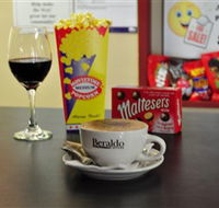 Mansfield Armchair Cinema - eAccommodation