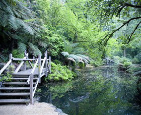 Alfred Nicholas Gardens - eAccommodation 0