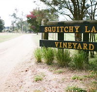 Squitchy Lane Vineyard - eAccommodation