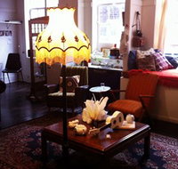 Studio 19 Art Gallery and Creative Loungeroom - eAccommodation