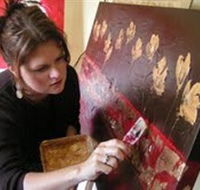 Naomi Crowther Gallery - eAccommodation
