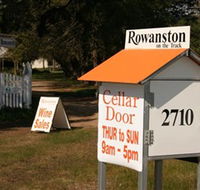 Rowanston on the Track Winery  Bed and Breakfast