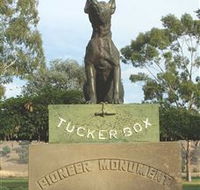 The Dog on the Tucker Box - eAccommodation