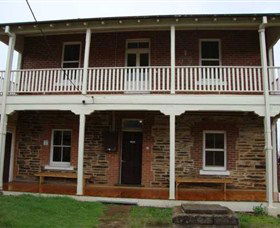 The Old Gundagai Gaol - eAccommodation 1
