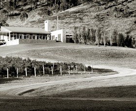 Logan Wines - eAccommodation 2
