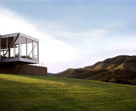 Logan Wines - eAccommodation 0