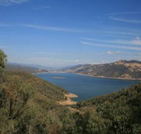 Burrinjuck Dam - eAccommodation